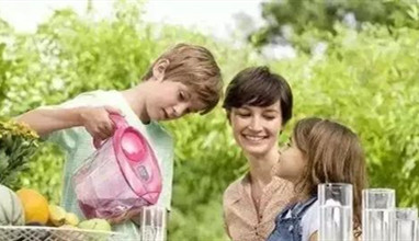 秋季飲水好處多多！可是，你會(huì)喝嗎？